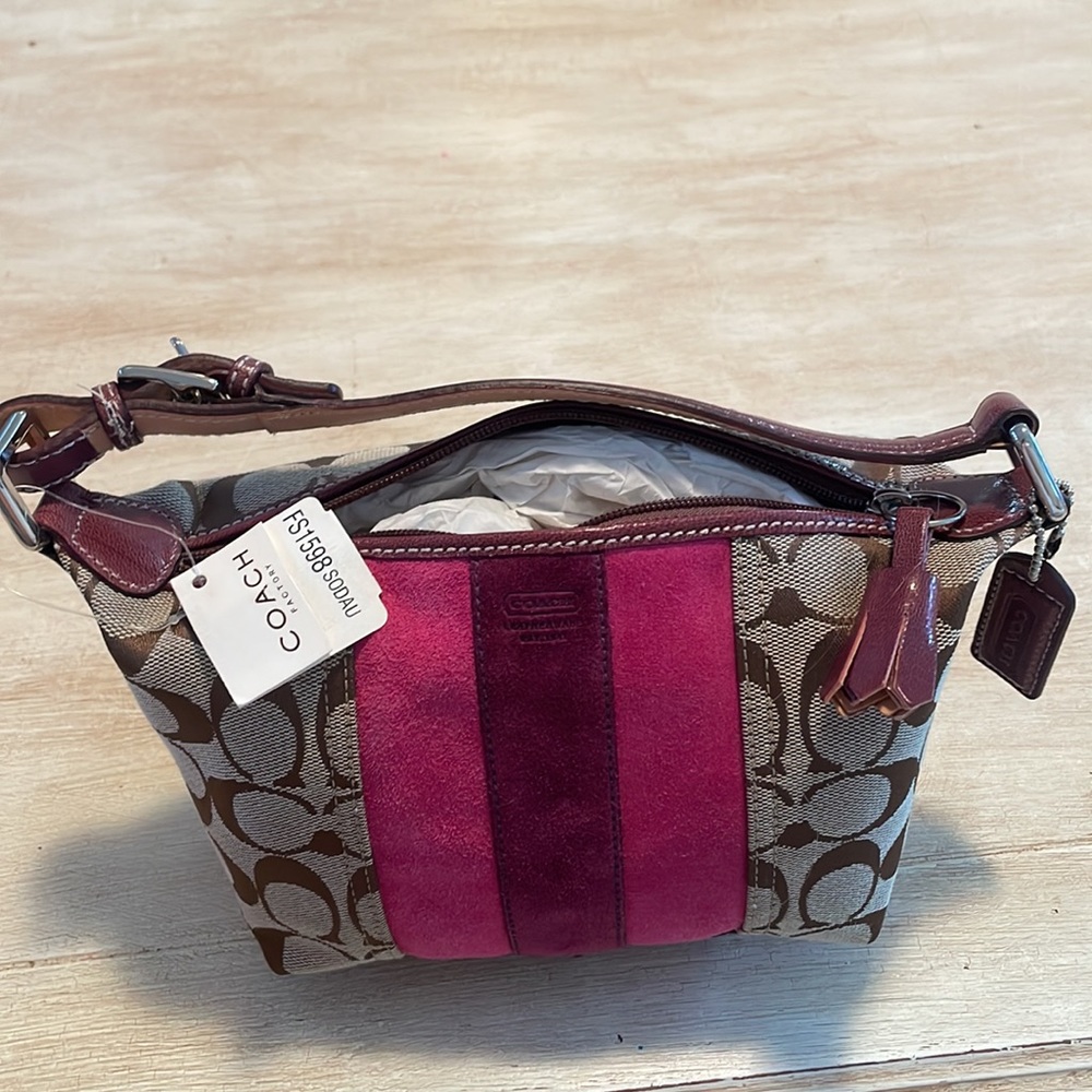Coach bag brown and tan small - Picture 2 of 2